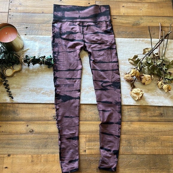 Zella Xs Tye Dye leggings. Marble. purple black. Full length ankle. NWOT - Picture 6 of 7
